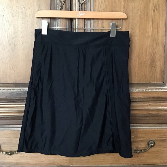 COCOSHIP Other - NWOT Modli Swim Skirt